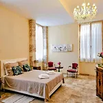 Alojamento de Acomodação e Pequeno-almoço Château Arche D'aure 3*