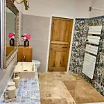 Château Arche D'aure Alojamento de Acomodação e Pequeno-almoço