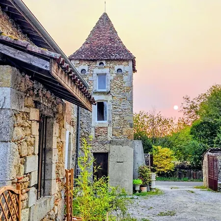 Bed & Breakfast Chateau Arche D'aure 4*