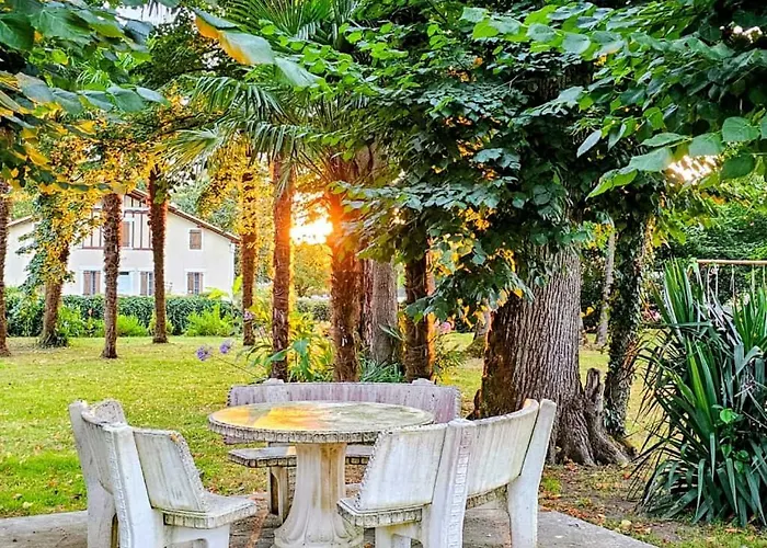 Château Arche D'aure Couette-café